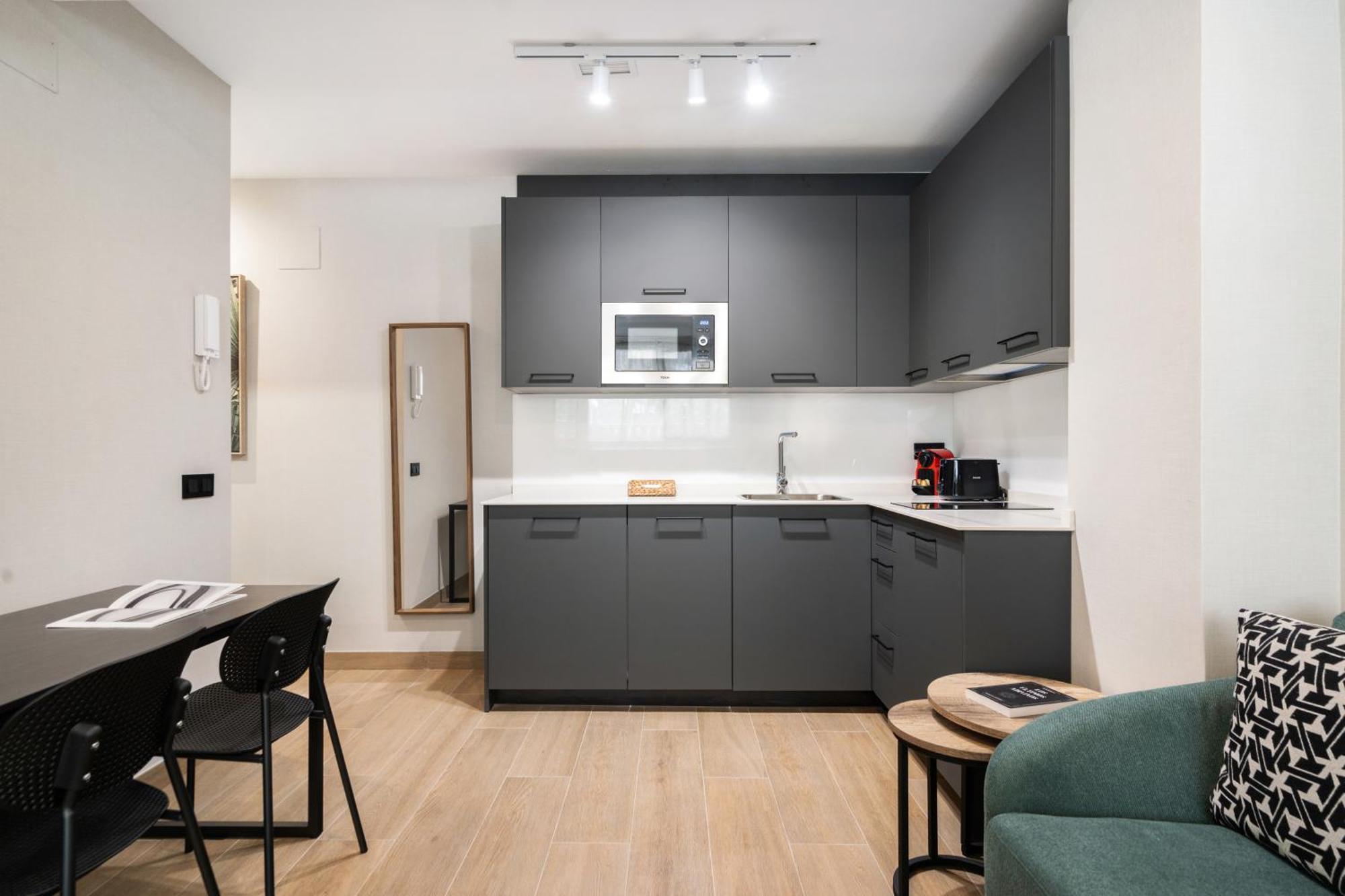 Апартаменти Dobo Madrid Cabrera Номер фото