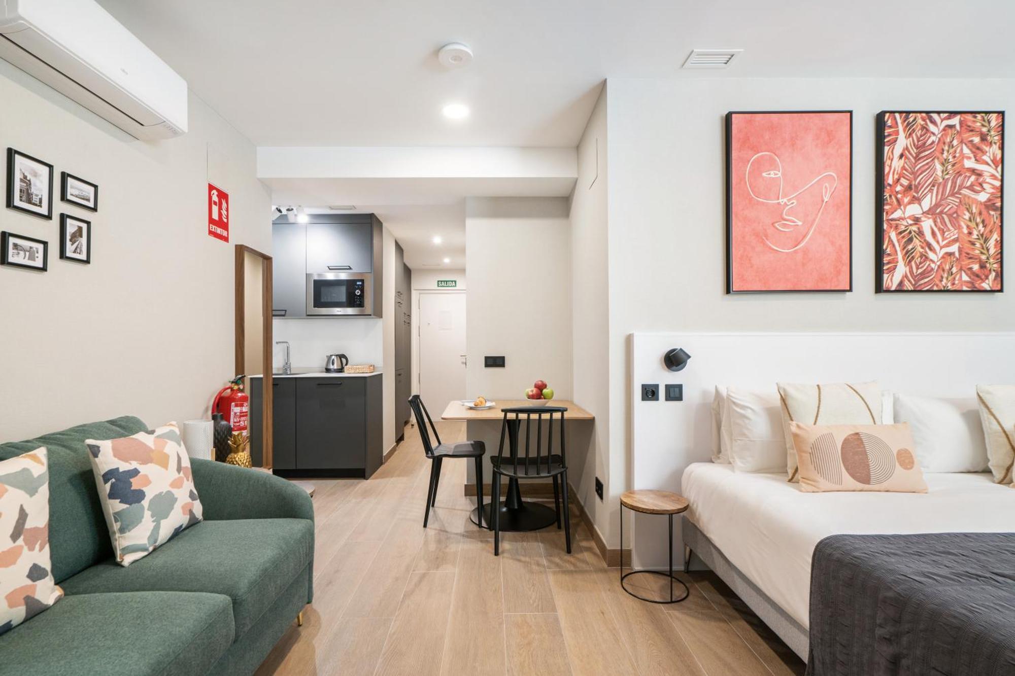 Апартаменти Dobo Madrid Cabrera Номер фото