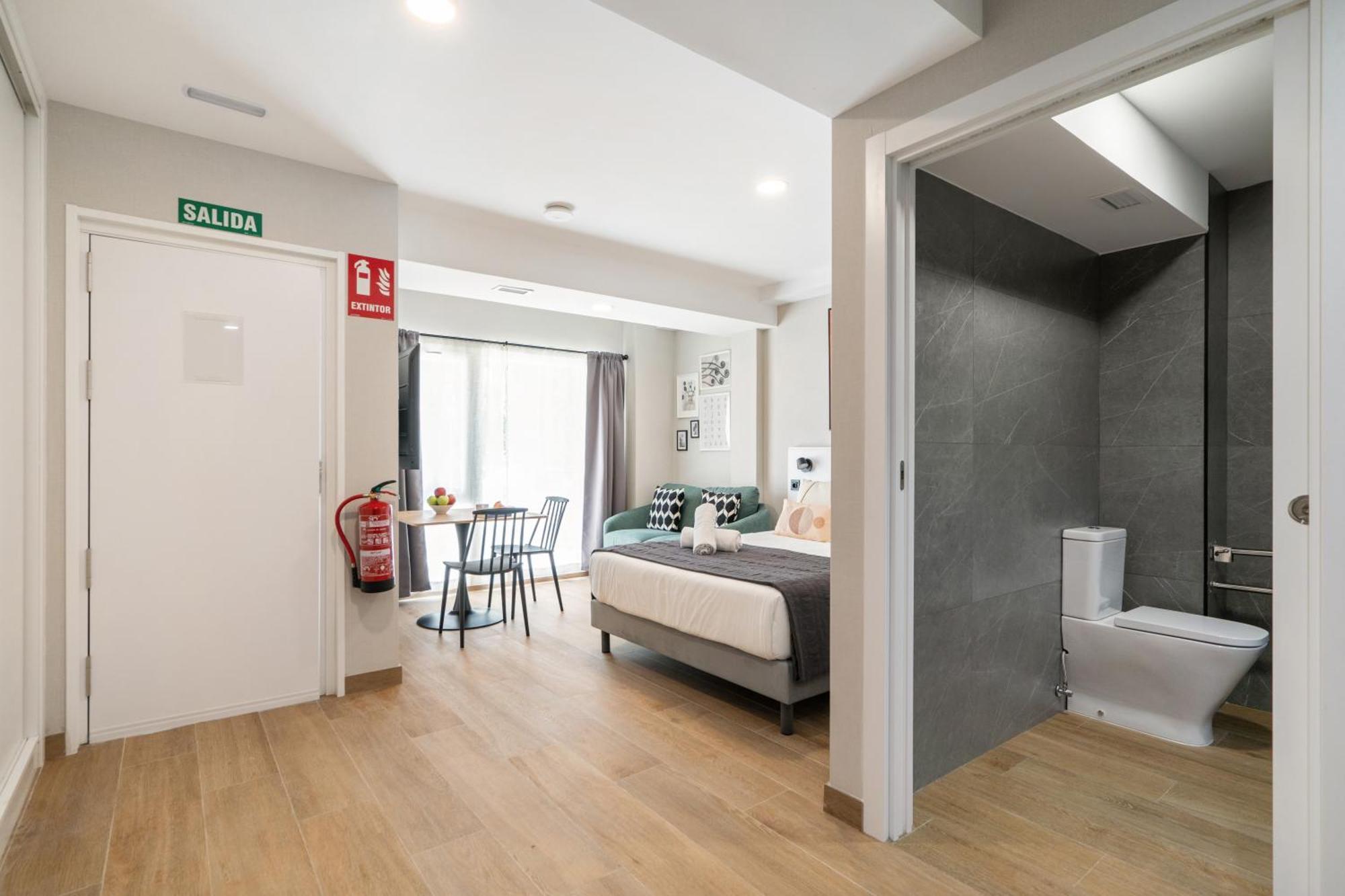 Апартаменти Dobo Madrid Cabrera Номер фото